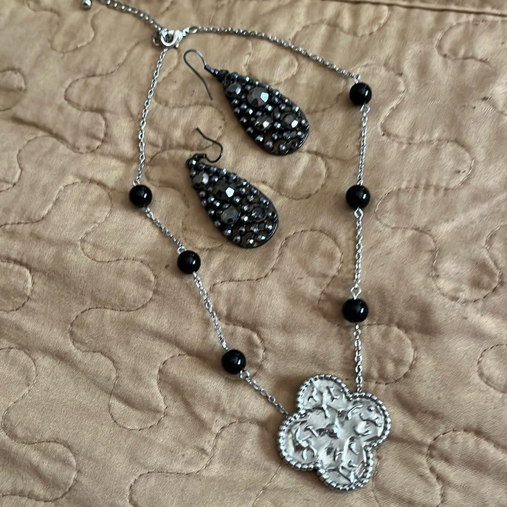 Park Lane Silver and Black Necklace Set